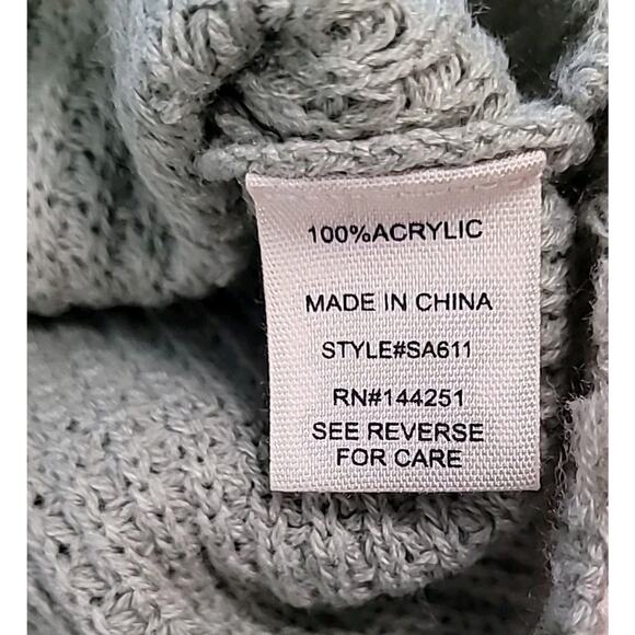 Moon & Madison Sage Cropped Waffle Knit Sweater Small V-Neck EUC - Picture 6 of 7